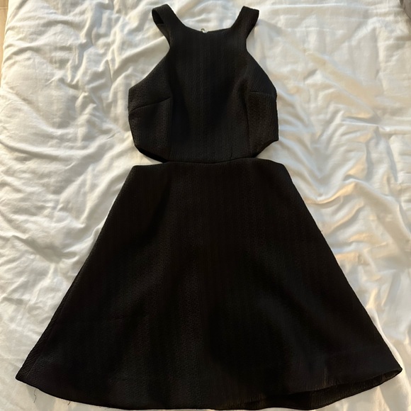 Club Monaco Dresses & Skirts - Club Monaco Cut-out Black Dress
